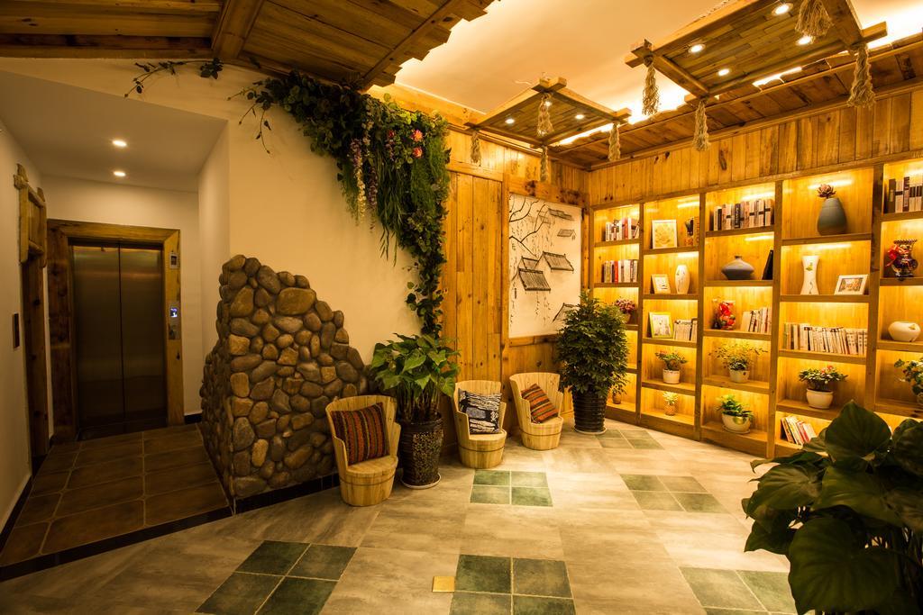 Chong Chong Guesthouse Жангжиаже Екстериор снимка