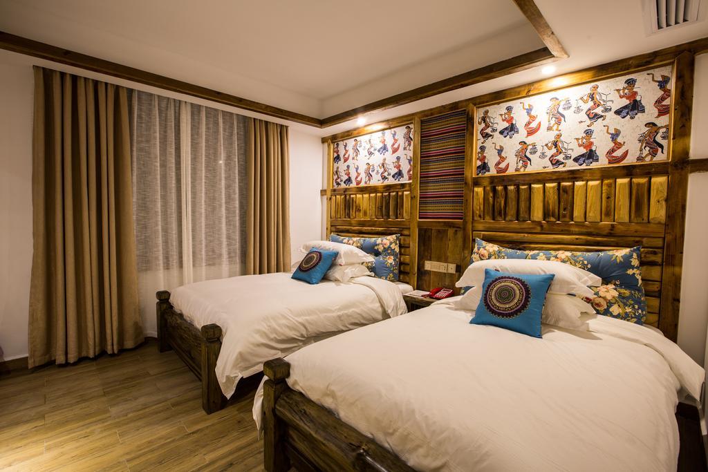 Chong Chong Guesthouse Жангжиаже Екстериор снимка