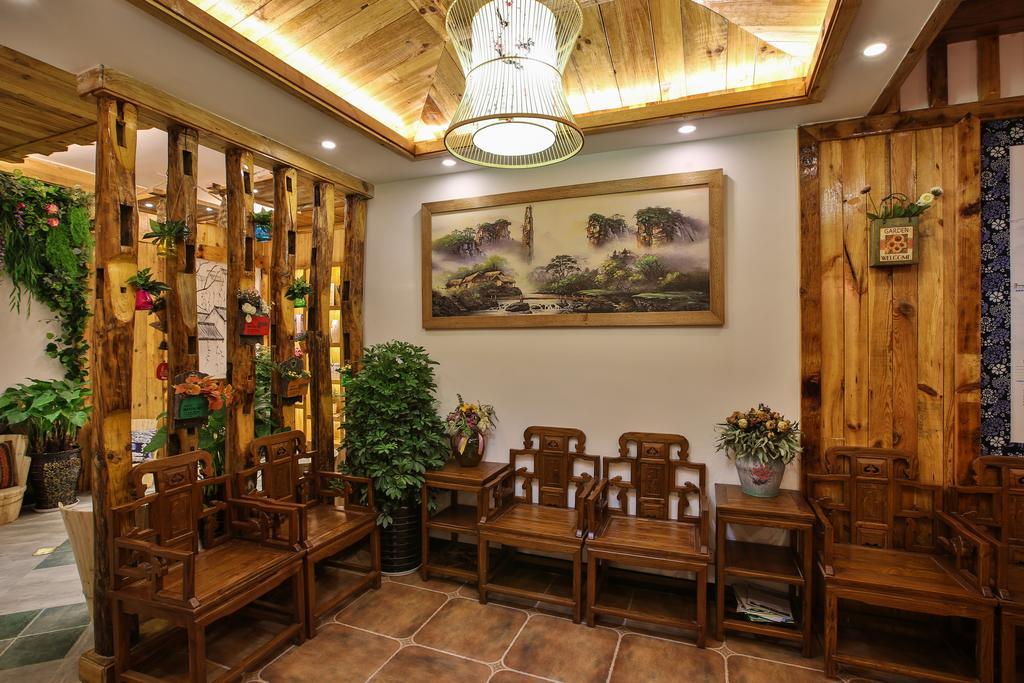 Chong Chong Guesthouse Жангжиаже Екстериор снимка