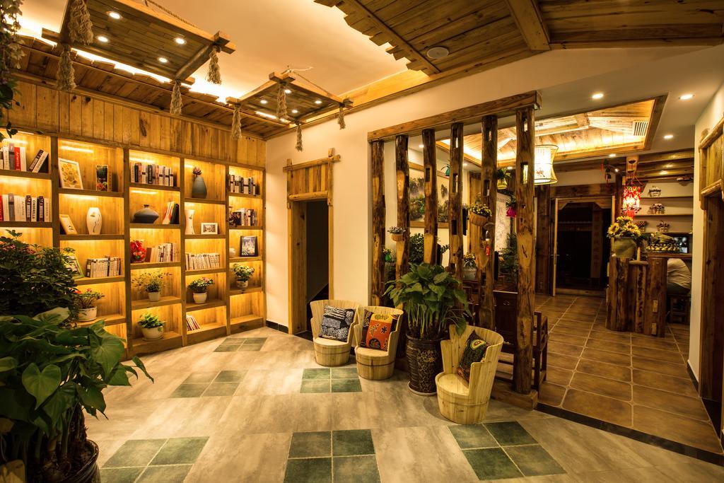 Chong Chong Guesthouse Жангжиаже Екстериор снимка
